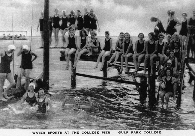 LB-GP-Water-Sports-at-the-College-Pier